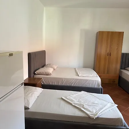 Hotel Kulla Bakaj *