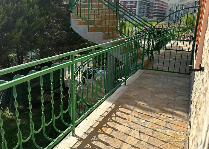 Kulla Bakaj * Lezhë