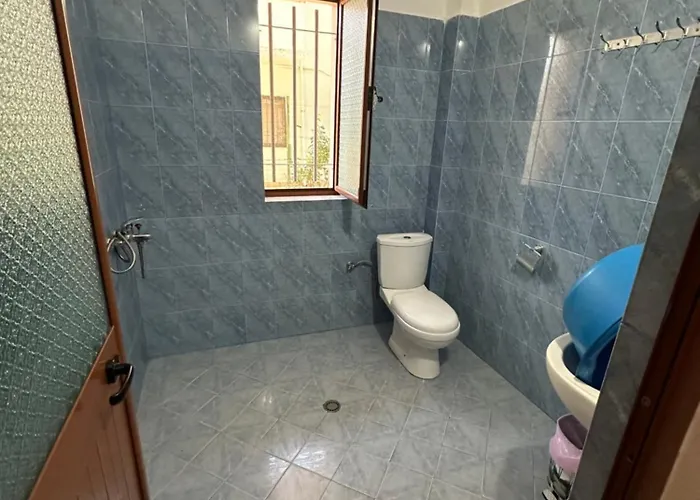 ホテル Kulla Bakaj Lezhë